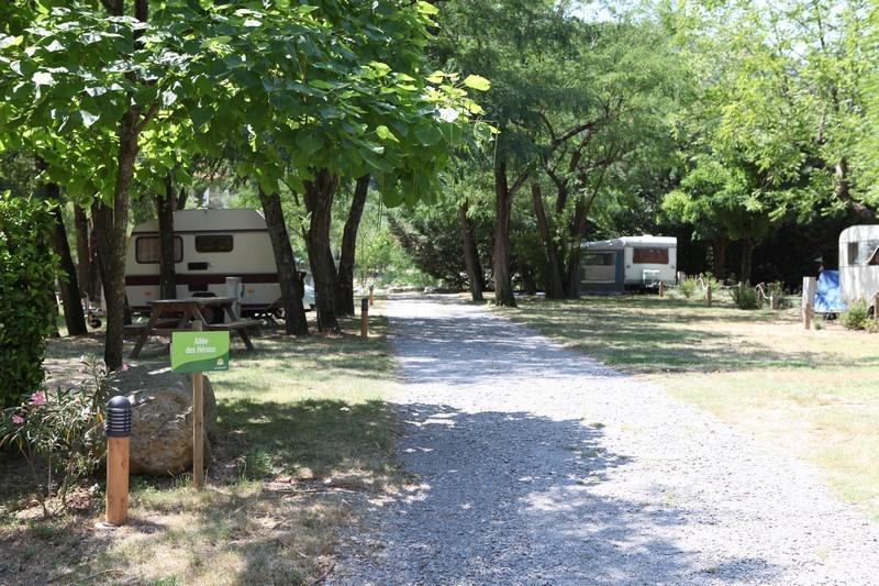 Camping La Charderie Hotel Pont-de-Labeaume Ngoại thất bức ảnh